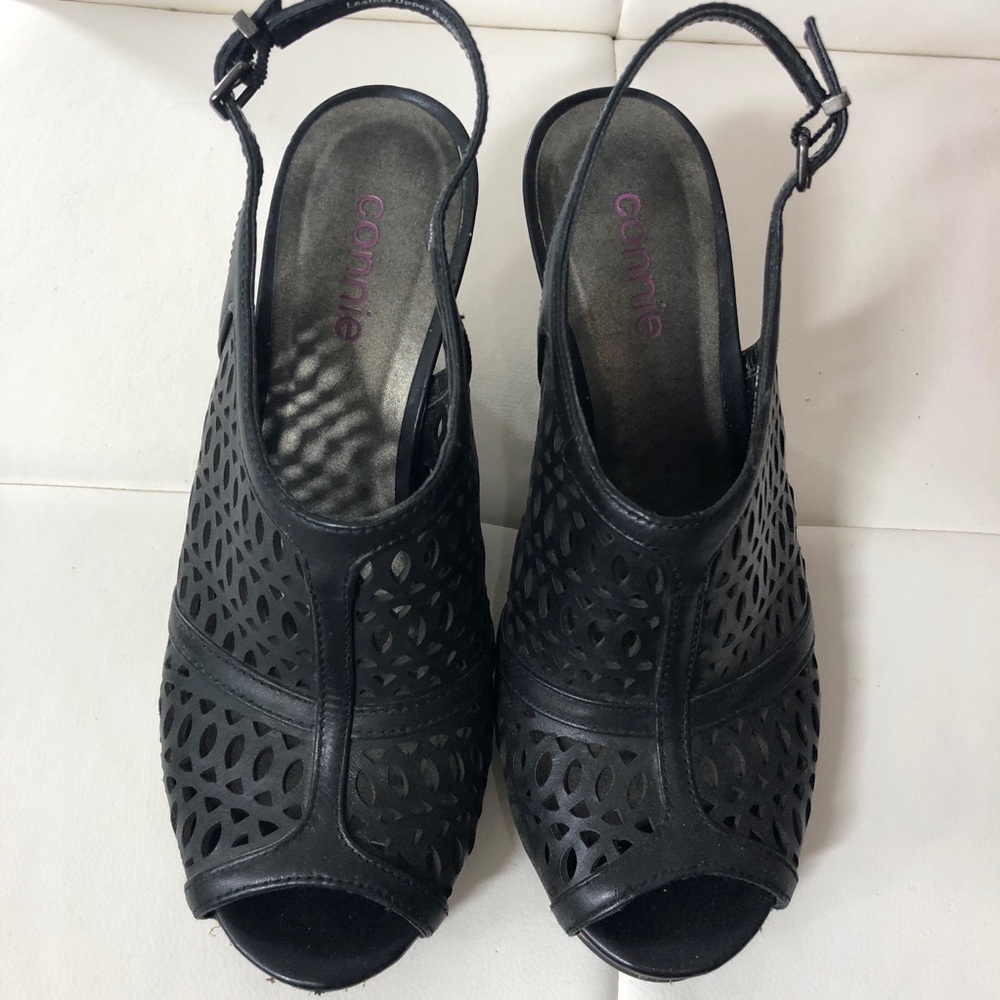 Cute Connie Sandals